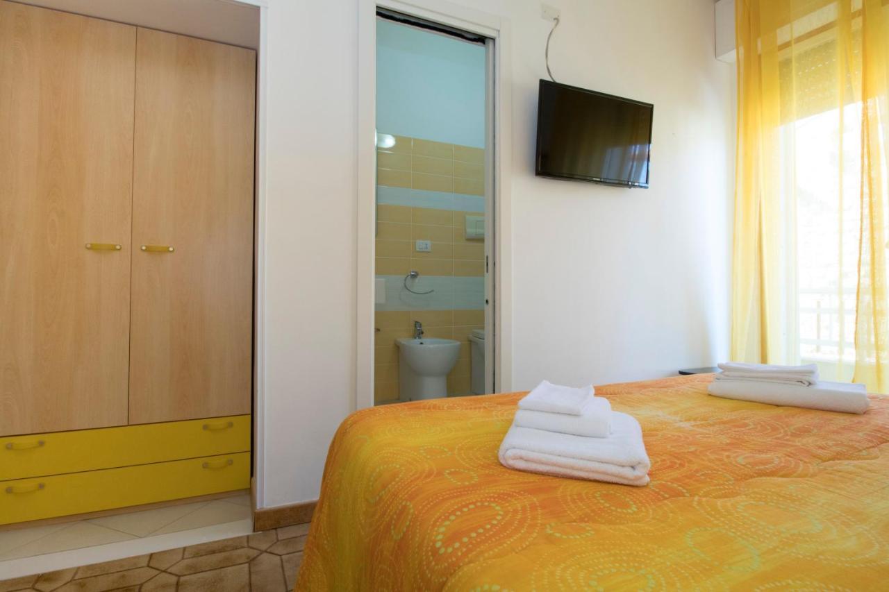 B&B Spiaggia Di Ponente Scicli Kültér fotó